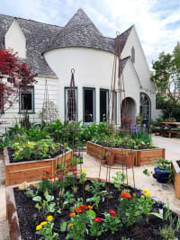 HeirloomPotager_ShowcaseGarden_May2021_web_2 Heirloom Potager Showcase Garden in May 2021